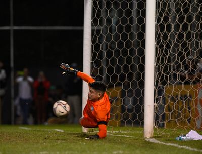 Uno de los penales fue al palo del arquero Alfredo Aguilar