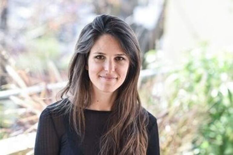 La periodista argentina Soledad Barruti, autora de "Mal comidos y Mala leche" disertará sobre “Alimentación, activación y resistencia para estos tiempos de colapso”.