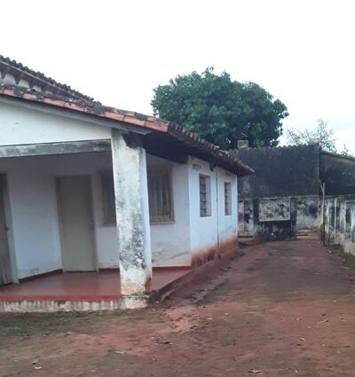 La mujer que fue hallada muerta residía sola en la vivienda.