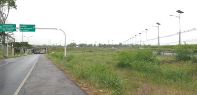 Cuadrillas del MOPC deben limpiar avenidas de Luque.