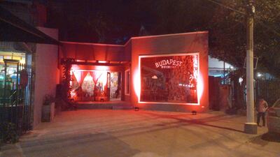 Vecinos denuncian polución sonora a Budapest Bar
