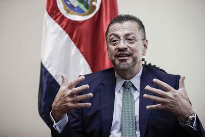 El presidente costarricense, Rodrigo Chaves, reiteró que su Gobierno no enviará embajadores a Nicaragua y Venezuela, países que atraviesan crisis políticas, sociales y de derechos humanos que han generado migración en tránsito y de permanencia en Costa Rica.