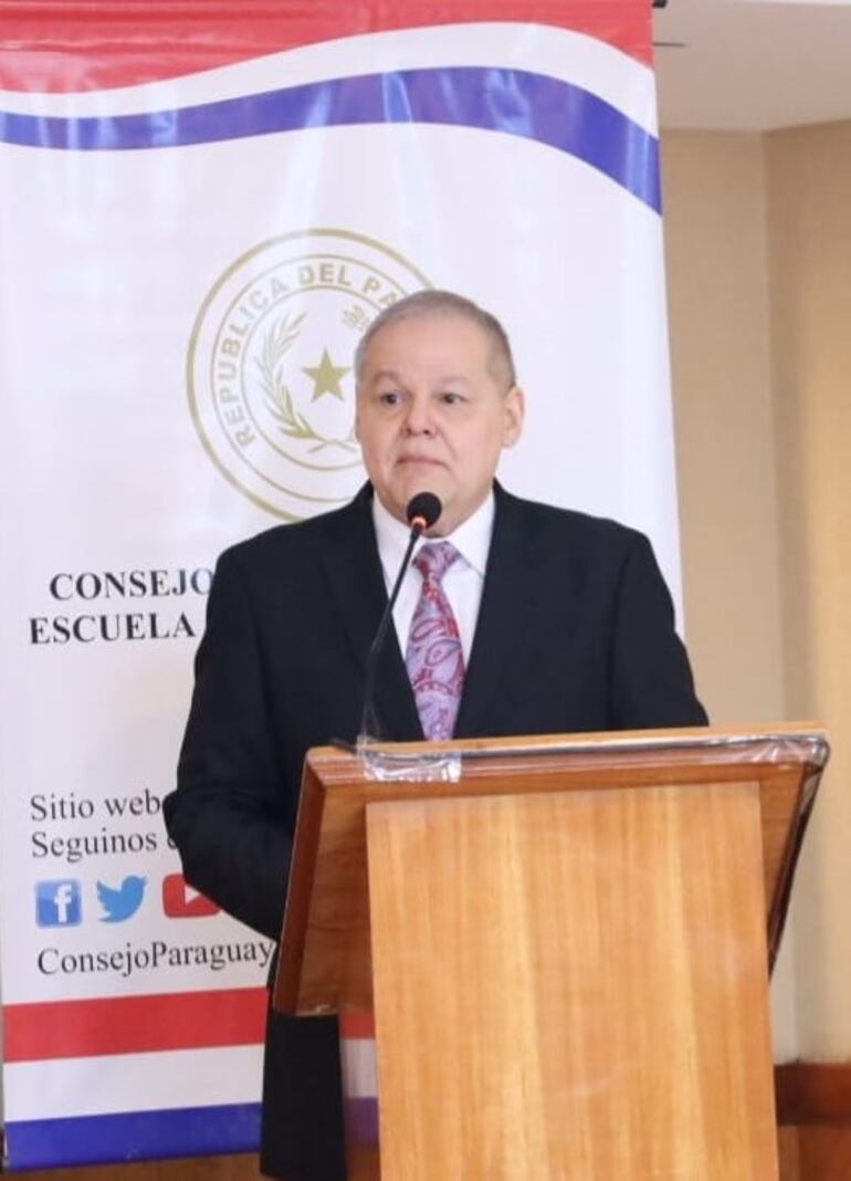 Dr. Edgar Adrián Urbieta Vera, expuso en las audiencias públicas para la Corte Suprema de Justicia.  