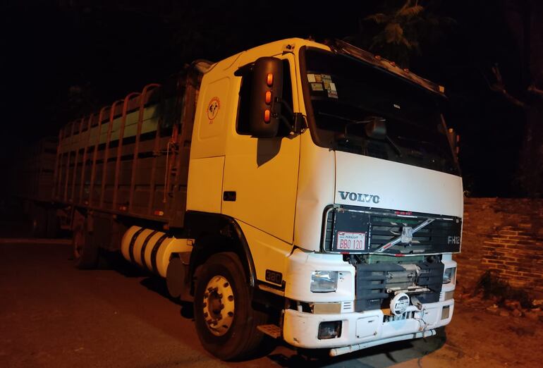 Camión que atropelló a la víctima.