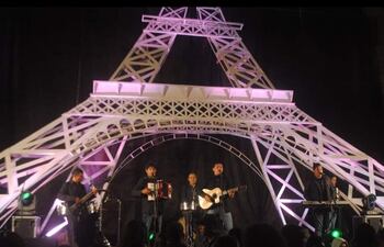 La Asociación de jóvenes de Altos organizan la 41° edición del festival de las madres