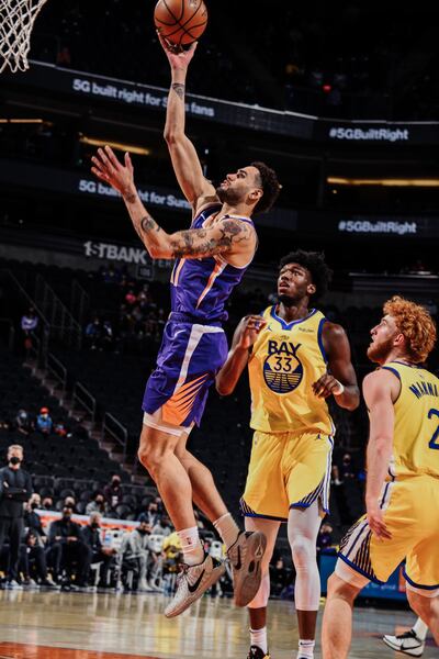 Los Suns son lideres de la División Pacífico, y segundos en la Conferencia Oeste.