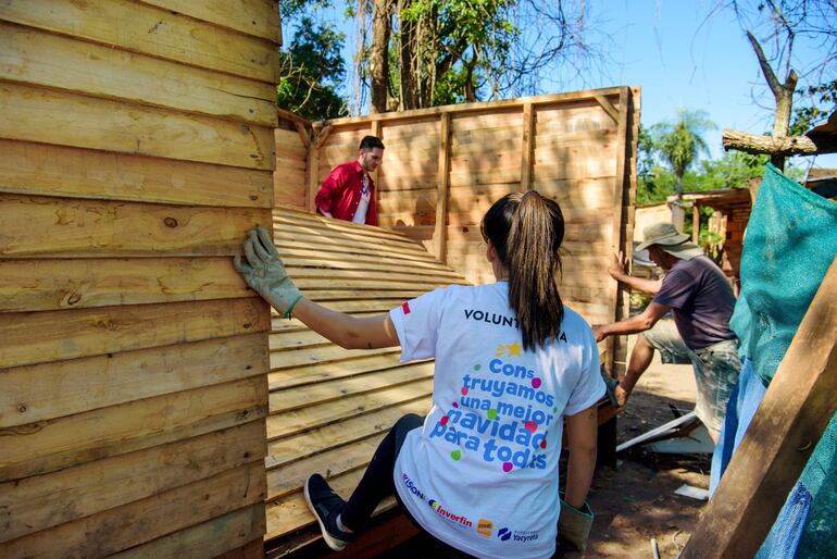 Desde Julio del 2008, TECHO ya ha intervenido en más de 270 comunidades, construído 7962 viviendas de emergencia, movilizado a más de 86.200 voluntarios y voluntarias.