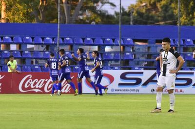 Ameliano derrotó a Tacuary y logró su primera victoria en el Apertura