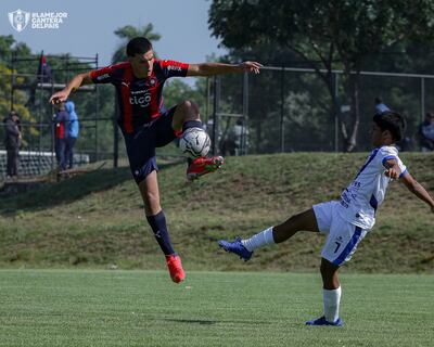 Encuentro reñido entre Cerro Porteño y Ameliano en Ypané