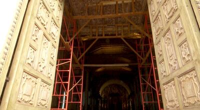 La restauración de la sacristía comenzó en el año 2019, pero quedó paralizada debido a la falta de un protocolo de intervención de una reliquia histórica.