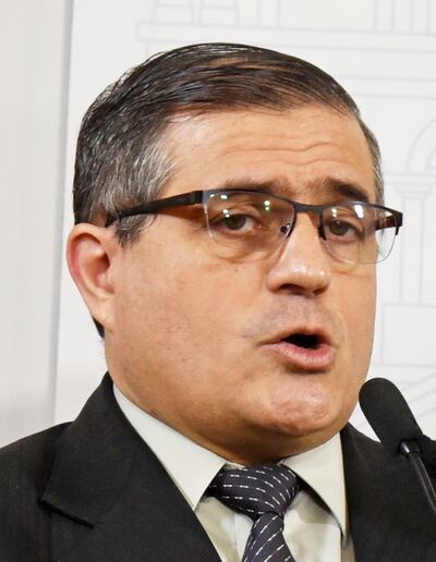 El ministro Anticorrup- ción, René Fernández, indicó que la institución que dirige tiene pocos funcionarios.