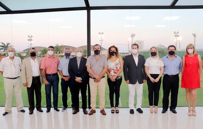 Miembros de la comisión directiva del Club Internacional de Tenis (CIT).