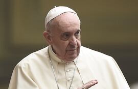 Papa Francisco avanza en conversaciones con China popular.