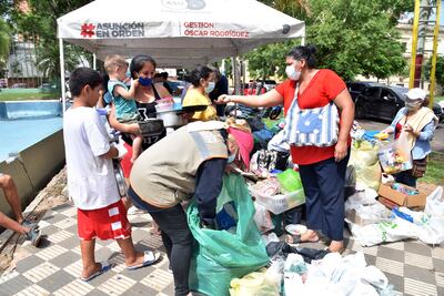 Siguen aguardando a las personas que quieran donar víveres, ropas y otros elementos para las familias afectadas por el incendio registrado en zona del Cabildo.