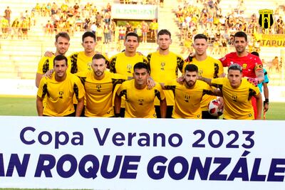 Equipo titular de Guaraní presentado el miércoles contra Sportivo Luqueño, en Encarnación.