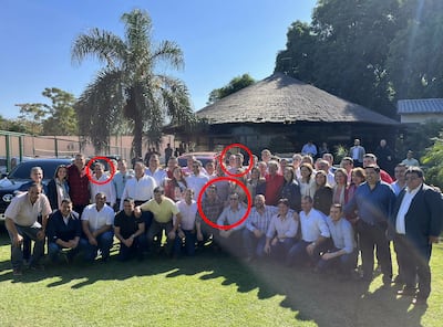 Erico Galeano, en su Quinta abrazado a Pedro Alliana y muy cerca del presidente electo Santiago Peña. También estuvo presente Horacio Cartes.