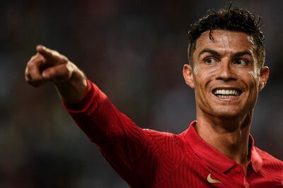 Cristiano Ronaldo, 37 años, hasta ahora sigue en el Manchester United.