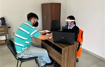 Centro de información para pobladores afectados por las obras de la ruta PY02