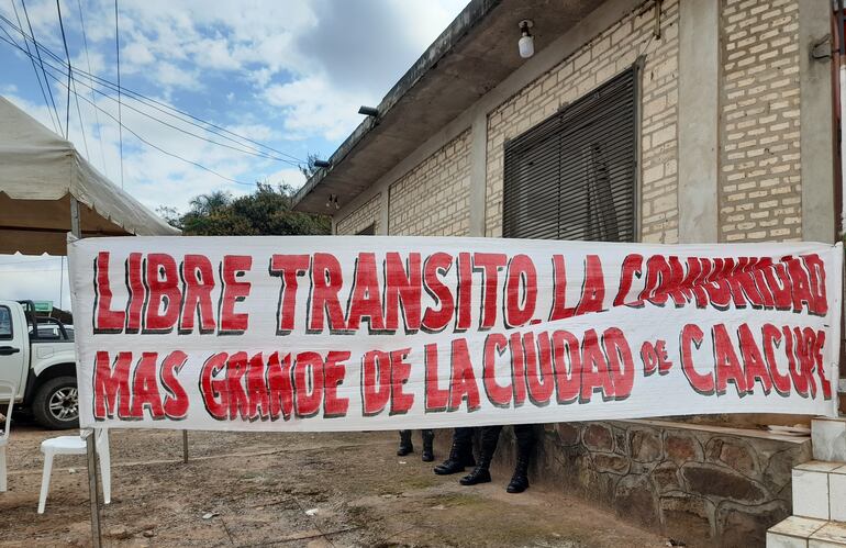 Los pobladores de la comunidad de Ytú exigen el libre transito.