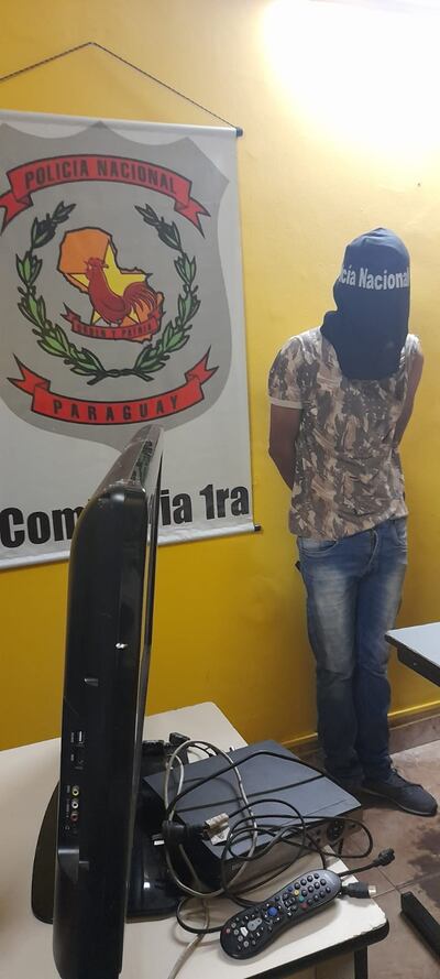 Carlos Alberto Vera, detenido.