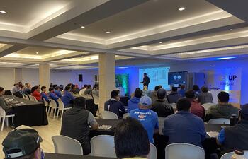 NGO mantiene actualizados a los técnicos a través de las capacitaciones en las que abordan temas de gran interés.