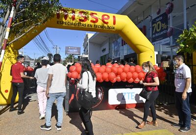 Una gran fiesta se vive en el Black Friday de Nissei Asunción.