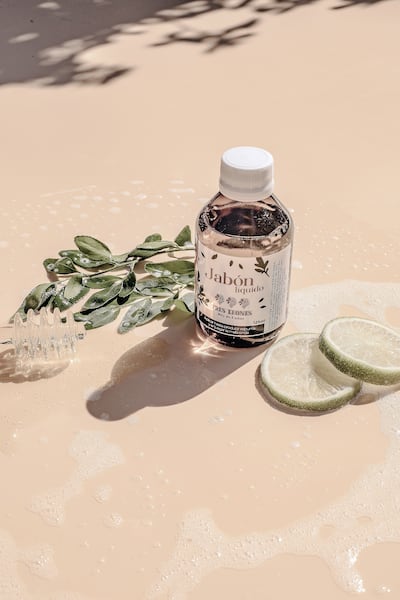 Un buen baño y unos tragos para cortar con  la mala suerte