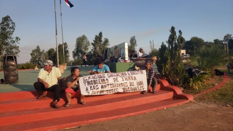 Los nativos solicitan sus tierras ancestrales.