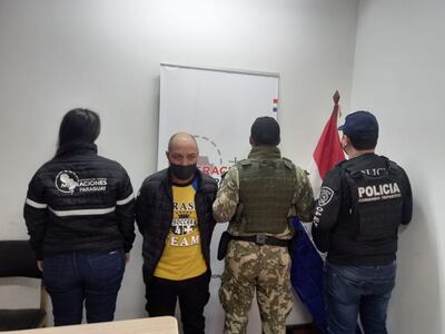 El brasileño fue expulsado este viernes y entregado a autoridades de su país.