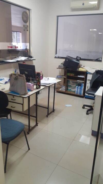 Los delincuentes se llevaron la caja fuerte del área de administración del sanatorio.