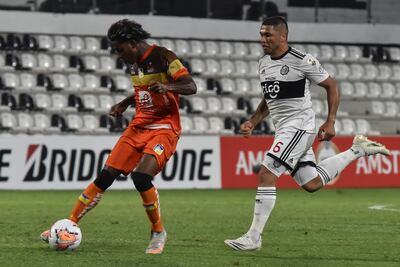 Olimpia busca la clasificación ante Delfín.