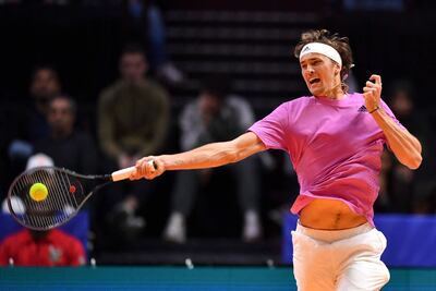 El alemán Alexander Zverev retornó a las canchas luego de seis meses y logró una victoria sobre Novak Djokovic en Dubai.