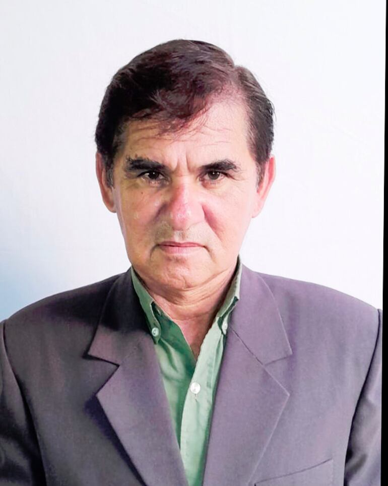 El autor de El periodismo en tiempos de Plandemia, Jorge Sosa Troche.