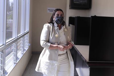 La exprimera dama Rosa Elena Bonilla asiste a un juicio hoy, en la Corte Suprema de Justicia, en Tegucigalpa (Honduras). Un tribunal de Honduras dará a conocer el fallo del juicio contra la exprimera dama Rosa Elena Bonilla, esposa del expresidente Porfirio Lobo (2010-2014), quien es señalada de coautora de apropiación indebida y autora de ocho delitos de fraude.