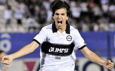 Pablo Zeballos festejando el gol que le anotó a Flamengo en el 2012.