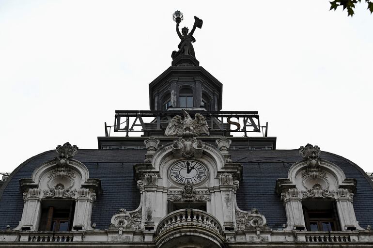 Detalle de la Casa de la Cultura de Buenos Aires, construida en 1898 inspirada por la Escuela de Bellas Artes de París. 