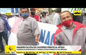Manifestación de choferes frente al MTESS