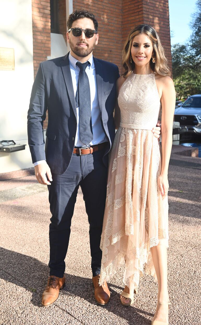 Oscar Barchini y Belén Martens.