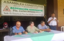 Exferroviarios conformaron la Asociación Ferroviaria Presidente Carlos A. López.