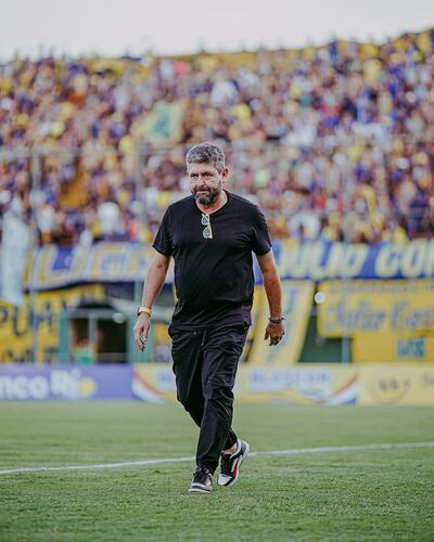 Humberto Ovelar (53 años) entrenador de General Caballero de Mallorquín.