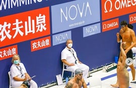 Renato Prono (c) se estrenó en Berlín con los 100 m pecho.