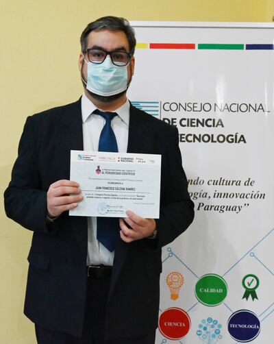 Juan Cálcena, periodista de ABC Digital que obtuvo por segunda vez el Premio Nacional al Periodismo Científico otorgado por Conacyt