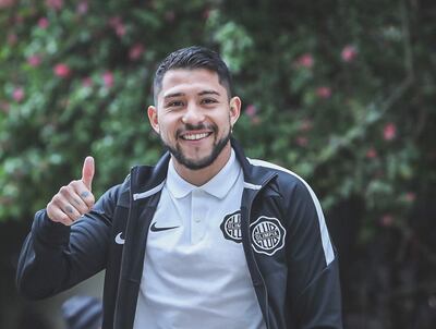 Víctor Ezequiel “Tucu”  Salazar (29 años), defensor argentino de Olimpia.