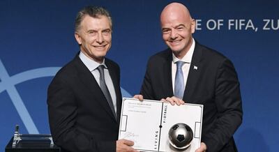 Mauricio Macri y Gianni Infantino, tras el nombramiento en la Fundación FIFA.