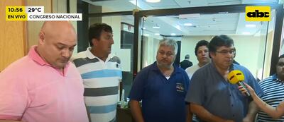 Representantes de camionero llegaron al Congreso