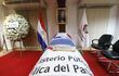 El último adiós de Marcelo Pecci en el salón velatorio.