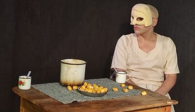 Omar Mareco interpretando a Nora Helmer en este nuevo ciclo.