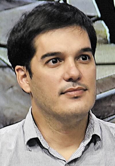 Dr. Guillermo Sequera.