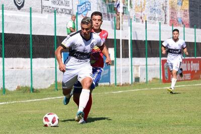 El 24 de Setiembre y Colegiales no se sacaron ventaja.