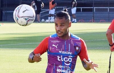 El brasileño Mateus Gonçalves aún no jugó de titular en Cerro.